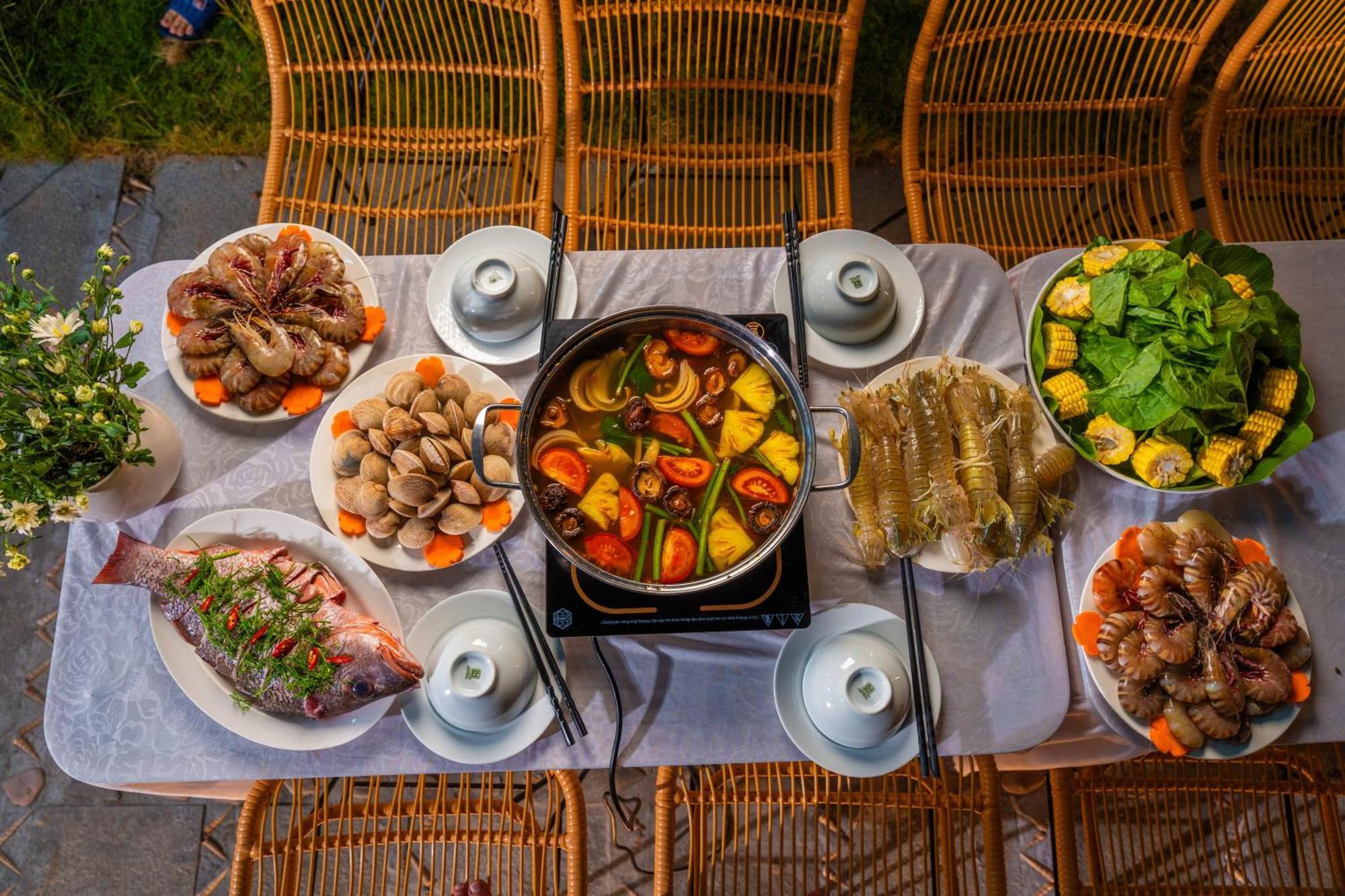 Rocky Mountain Homestay Cat Ba Xuân Đám Ngoại thất bức ảnh